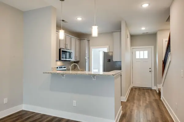 203 E Forge Ct, White Bluff, TN 37187