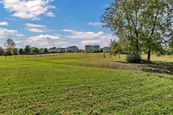 1231 Shorehaven Dr, Clarksville, TN 37042