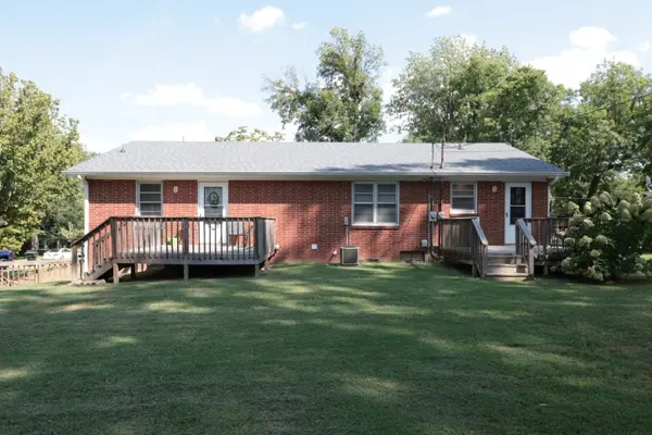 1116 Langwood Dr, Gallatin, TN 37066