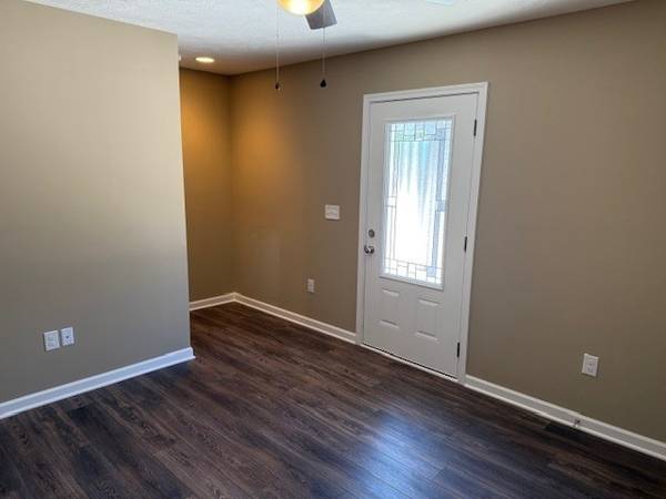 710 SW Atlantic St #1-14, Tullahoma, TN 37388