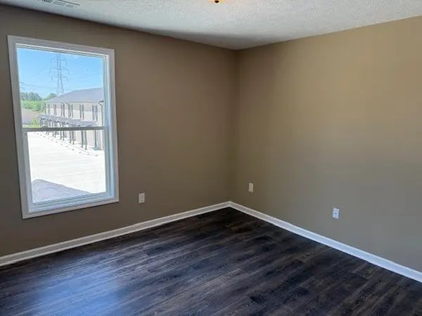 710 SW Atlantic St #1-14, Tullahoma, TN 37388
