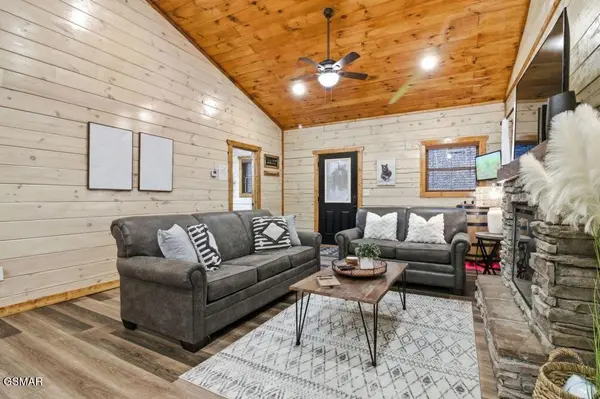 1636 Eagle Springs Road, Sevierville, TN 37876