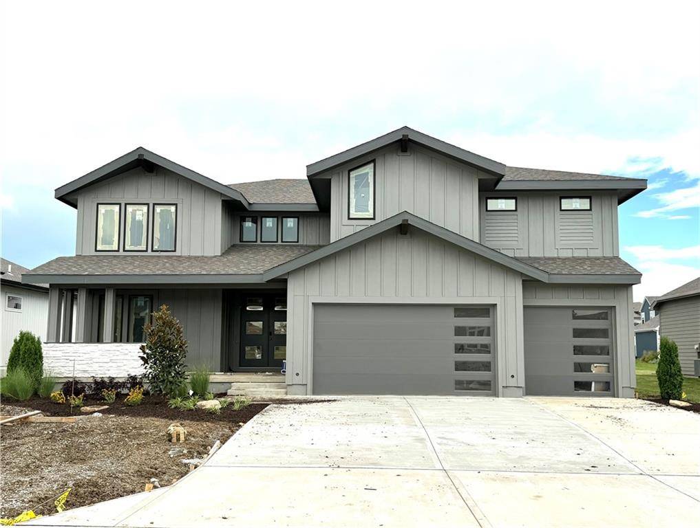 17404 Parkhill ST, Overland Park, KS 66221
