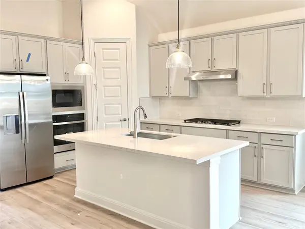 241 Mango CIR, Buda, TX 78610
