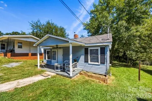 404 Clinton AVE, Lancaster, SC 29720