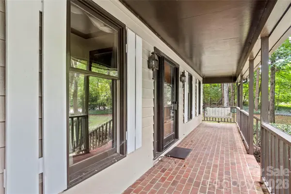 499 Reigate DR, Kernersville, NC 27284