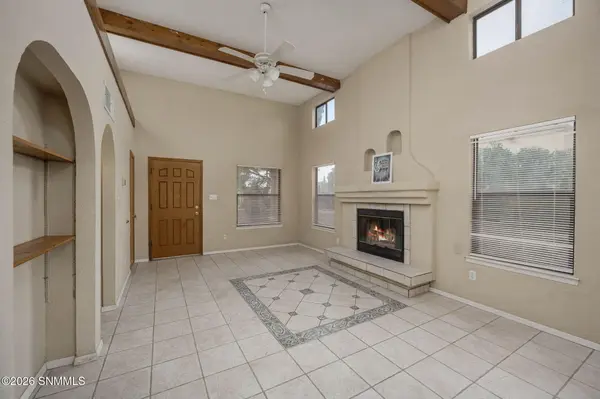 2052 Pinecone WAY, Las Cruces, NM 88012