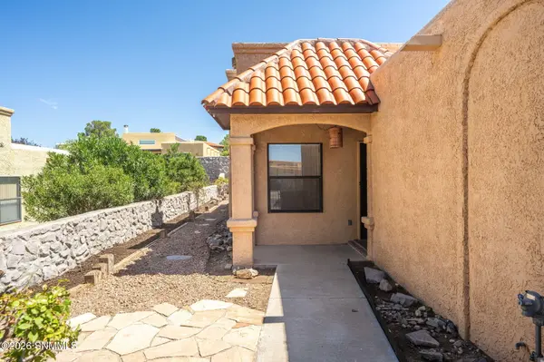 2052 Pinecone WAY, Las Cruces, NM 88012