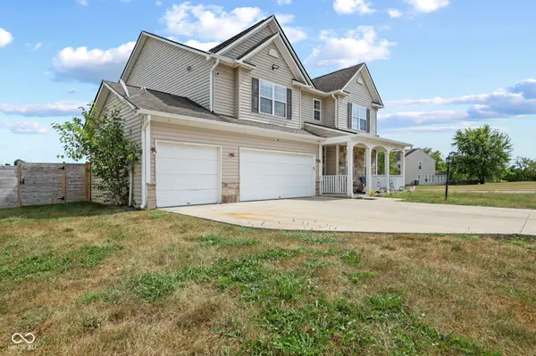 9471 Treyburn Lakes DR, Indianapolis, IN 46239