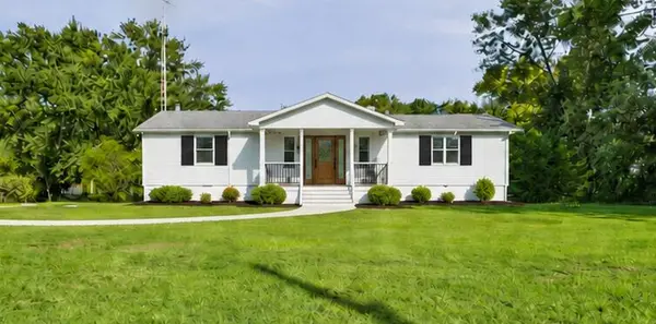 541 N County Line RD, Hobart, IN 46342