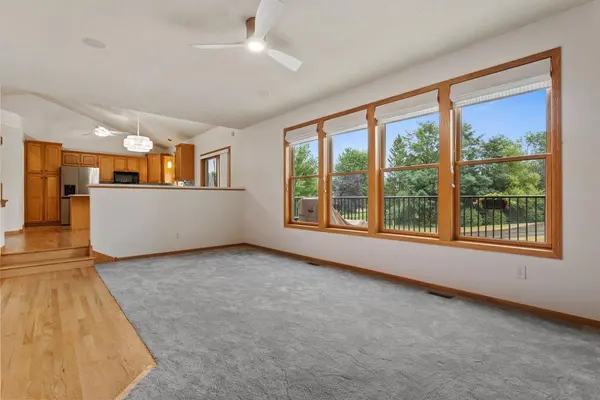 600 Topaz LN, Hudson, WI 54016