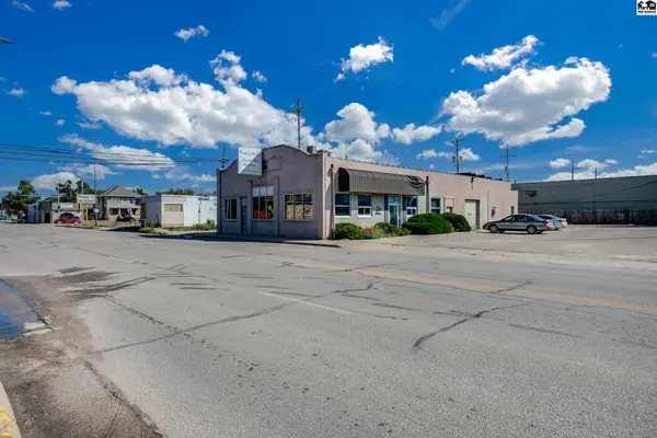 410 N Adams St, Hutchinson, KS 67501
