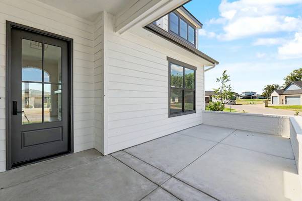 4622 W Emerald Bay Cir, Wichita, KS 67205