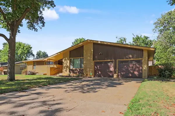 367 N FAIRWAY AVE, Wichita, KS 67212