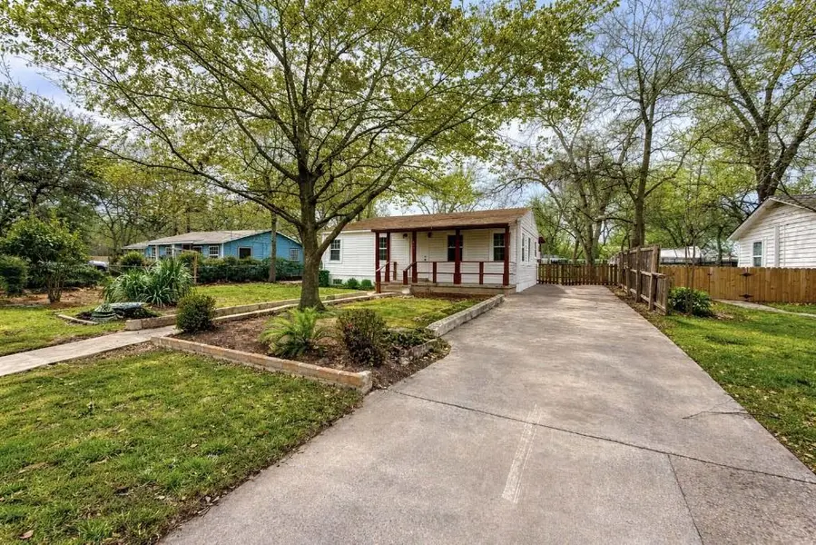 4611 Milburn LN, Austin, TX 78702
