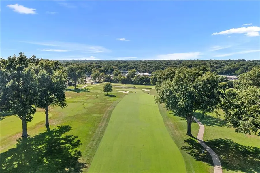 3512 W 71st ST, Prairie Village, KS 66208