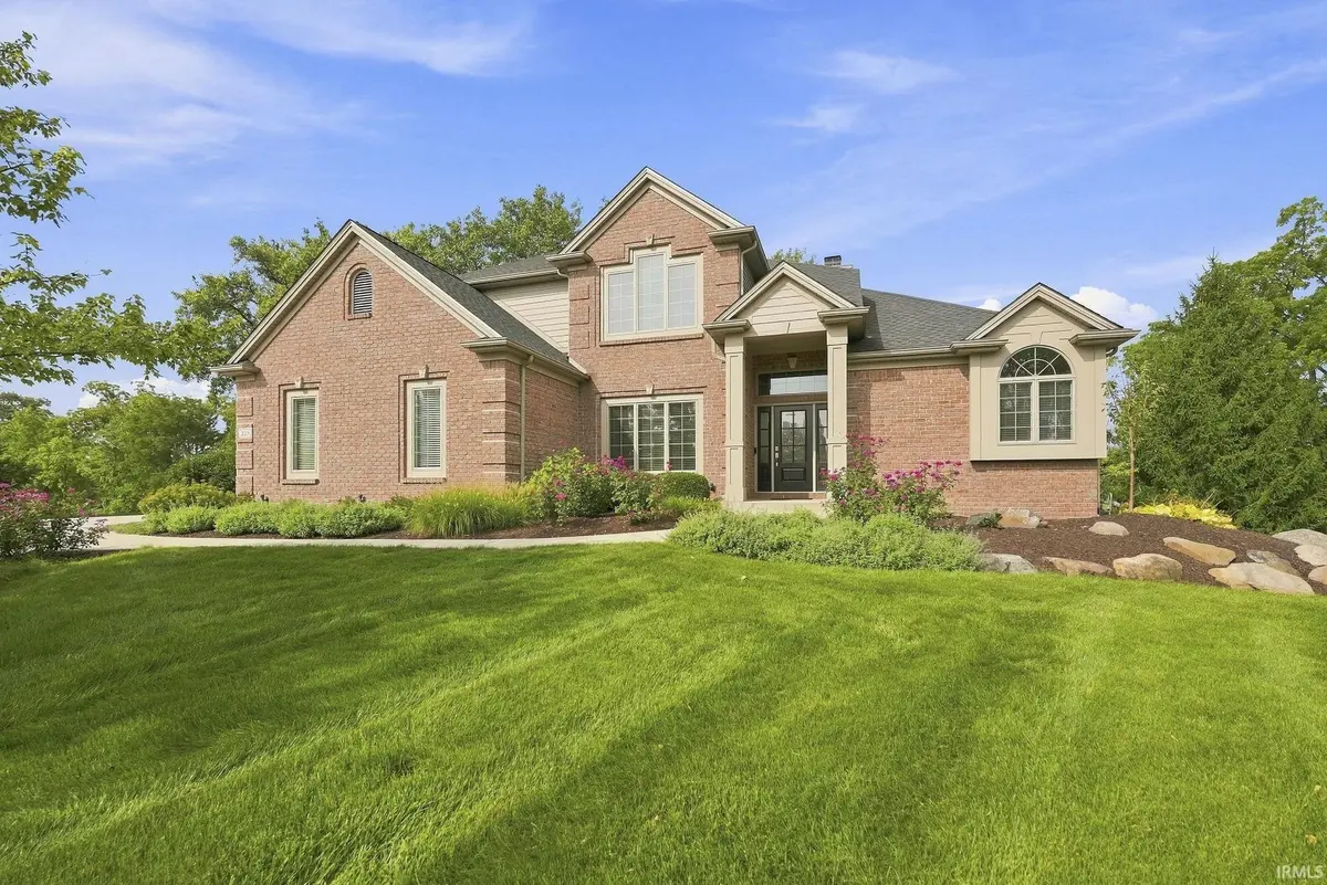 229 Eagle Cliff CV, Huntertown, IN 46748