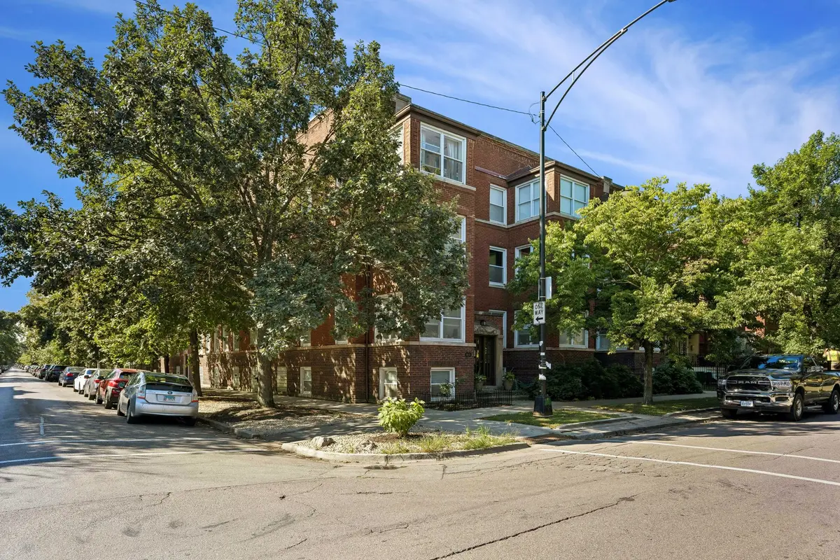 4546 N Troy ST #3, Chicago, IL 60625