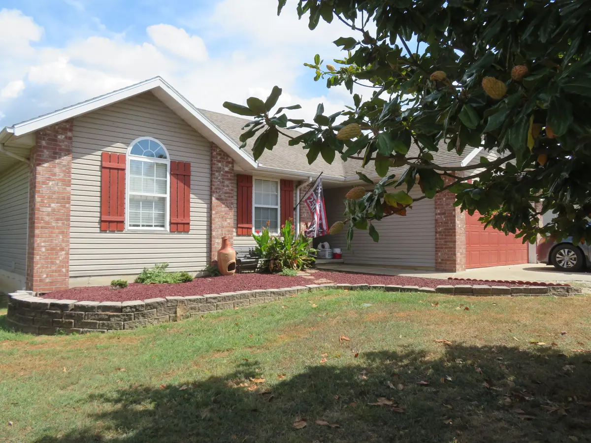 110 Holly Ridge RD, Willard, MO 65781