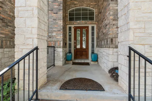16004 Double Eagle DR, Austin, TX 78717