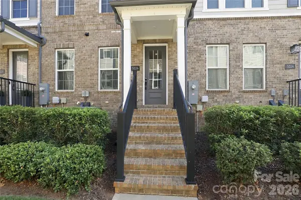 5026 Harrowsmith LN, Charlotte, NC 28204