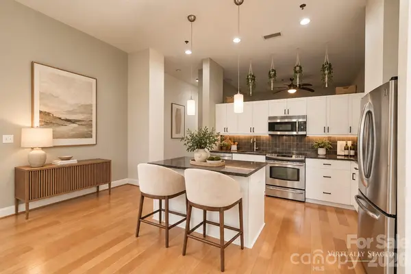 333 W Trade ST W #708, Charlotte, NC 28202