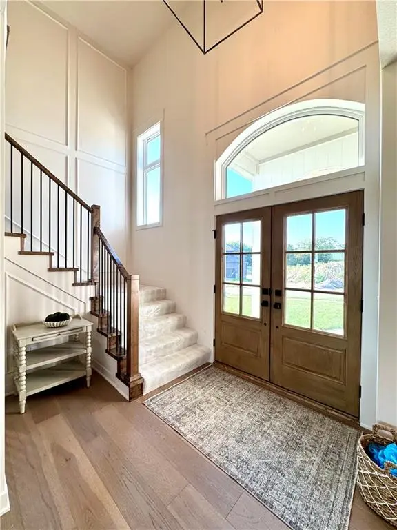 8211 NW 90TH TER, Kansas City, MO 64153