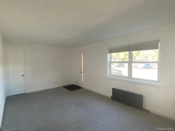 75-18 263rd #G-1, Glen Oaks, NY 11004
