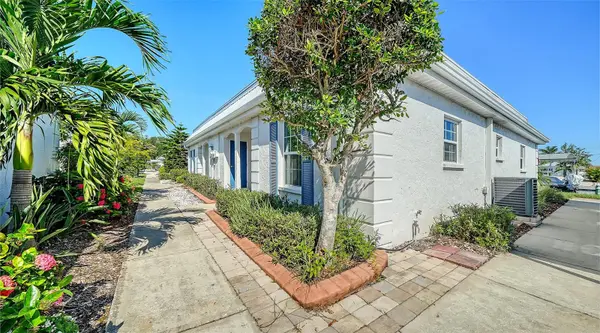 9819 HERNANDO CT #29-A, Bradenton, FL 34210