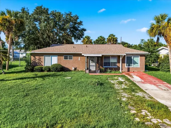 2403 DUKE LN, Port Charlotte, FL 33952