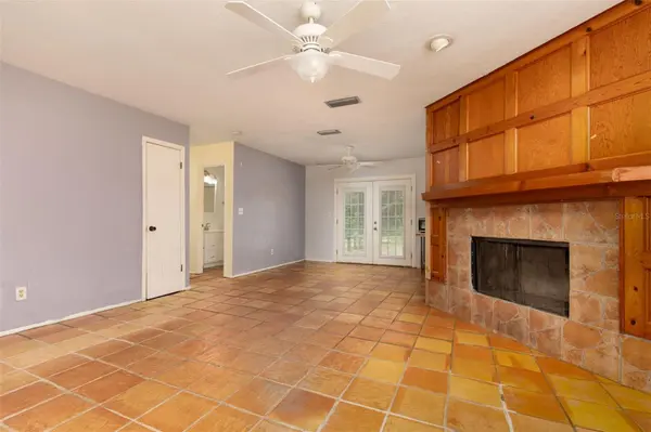 8812 SW 111TH TER, Gainesville, FL 32608