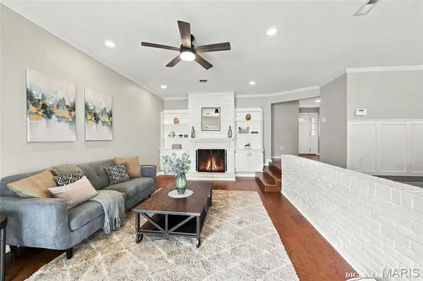 502 Iron Lantern DR, Ballwin, MO 63011