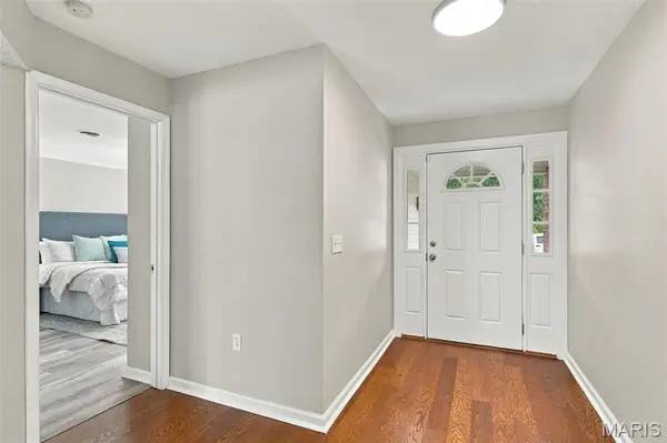 502 Iron Lantern DR, Ballwin, MO 63011