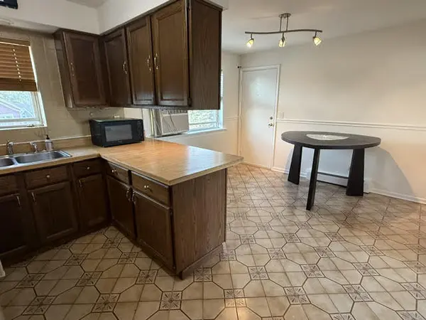 5779 N Northwest HWY #103, Chicago, IL 60631