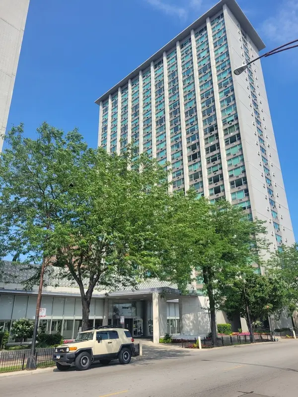 6171 N Sheridan RD #1308, Chicago, IL 60660