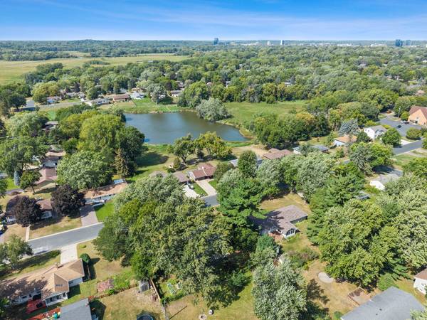 9218 Russell AVE S, Bloomington, MN 55431
