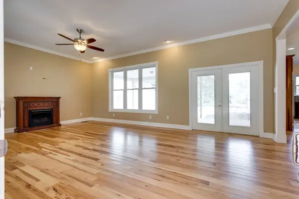 1078 Old Williamsport Pike, Columbia, TN 38401