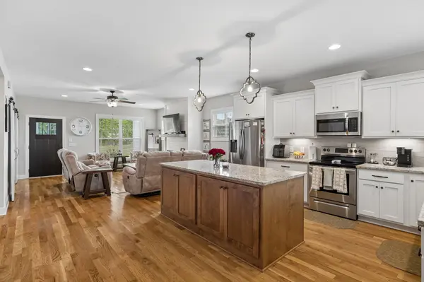 3242 Pinson School Rd, Greenbrier, TN 37073