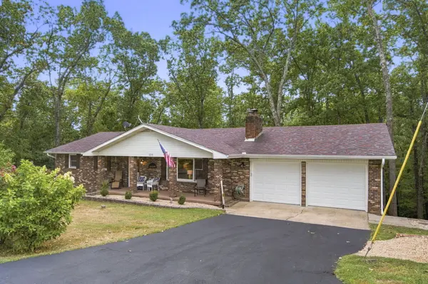 236 Silverbridge LN, Kimberling City, MO 65686