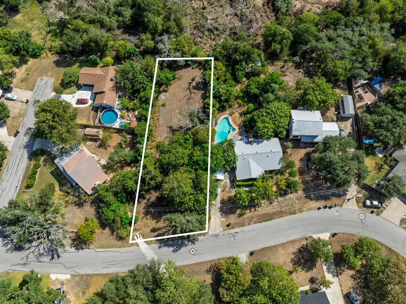 2202 Emerald Isle DR, Leander, TX 78641