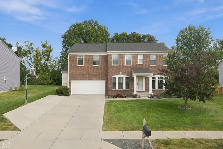 2223 McGregor CT, Avon, IN 46123