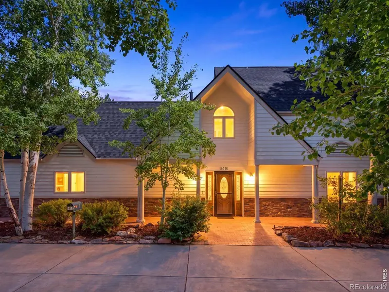 8418 Stirrup LN, Longmont, CO 80503