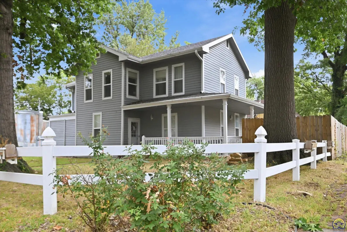 102 NW Franklin AVE, Topeka, KS 66606