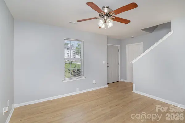 4206 Wilson LN, Charlotte, NC 28206