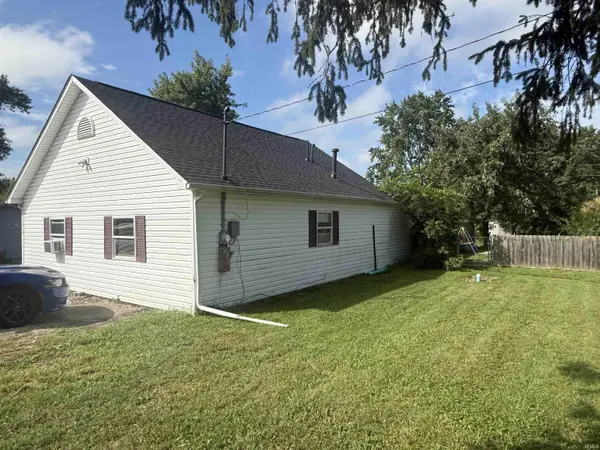 814 S Richmond ST, Hartford City, IN 47348