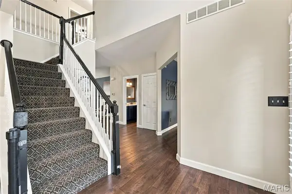 5528 Providence Place DR, Unincorporated, MO 63129