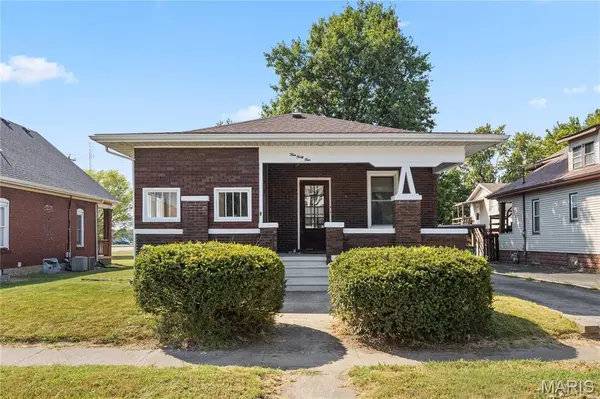 444 E Ferguson AVE, Wood River, IL 62095