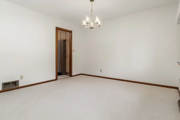7103 Mill RD, Rockford, IL 61108