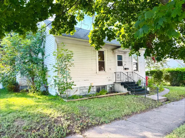 515 Vila ST, Winona, MN 55987