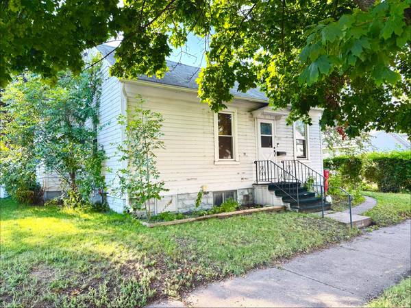 515 Vila ST, Winona, MN 55987